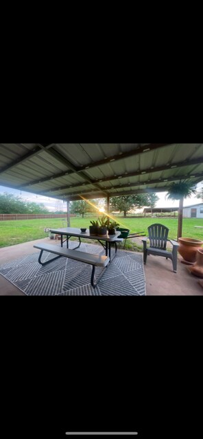 Foto del edificio - 10605 Shannon Valley Dr