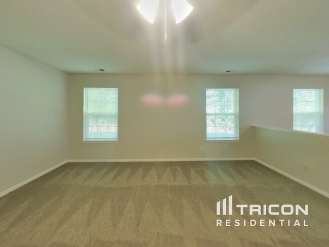 Building Photo - 6346 Cradle River Dr