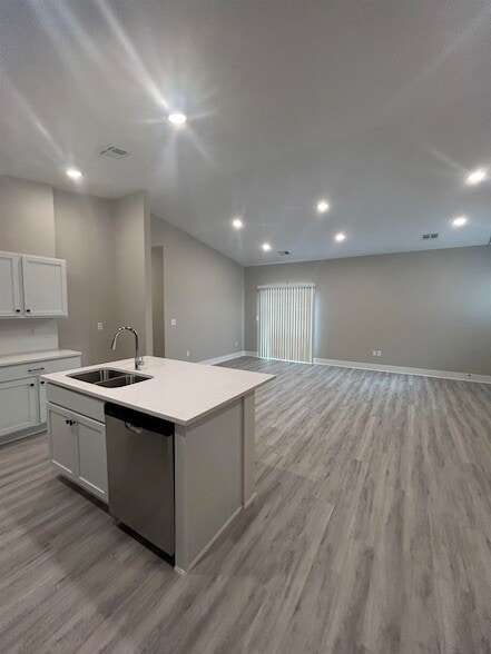 Foto del edificio - 12942 E Blake St