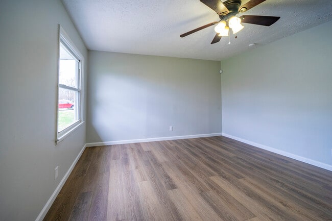 Building Photo - 5302 Alba Way