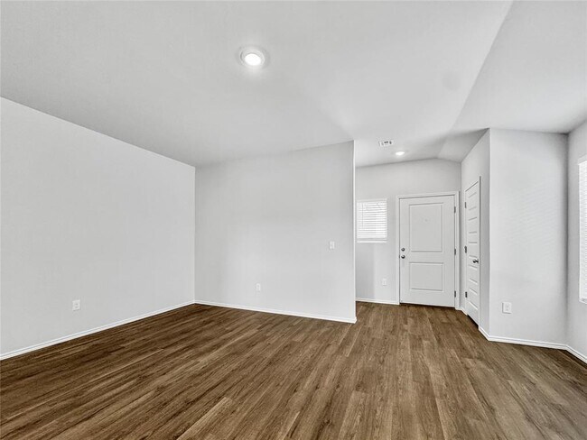 Foto del edificio - 9613 Stallion Dr