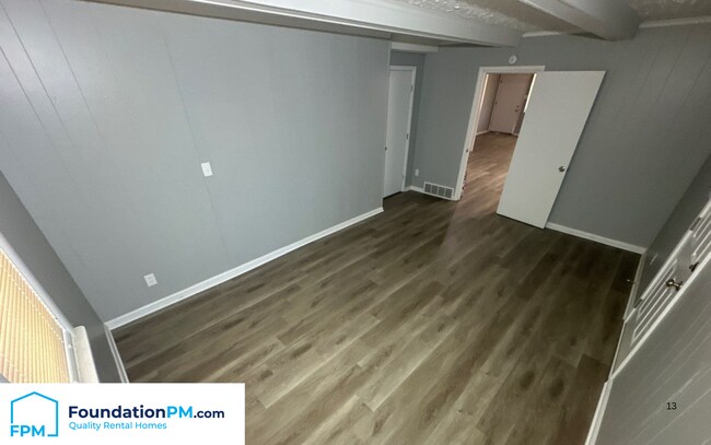 Foto del edificio - 1372 Doris Ave