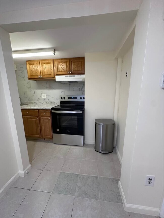 Foto del edificio - 100 Meade Ave