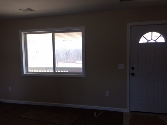 Building Photo - NEWER 2 BEDROOM DUPLEX HOMES FOR LEASE! HEAT/WATER INCLUDED!