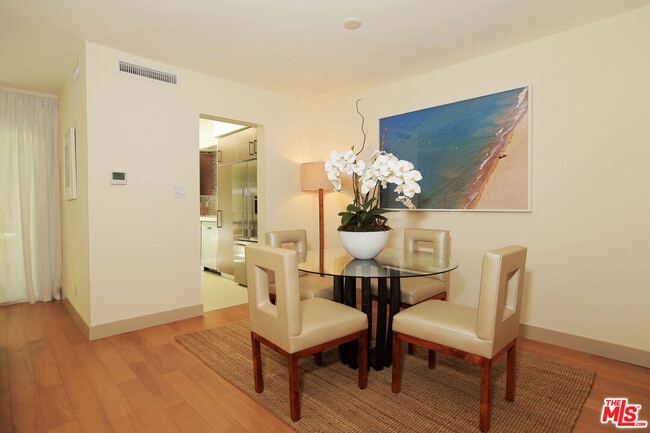 Foto del edificio - 11657 Chenault St