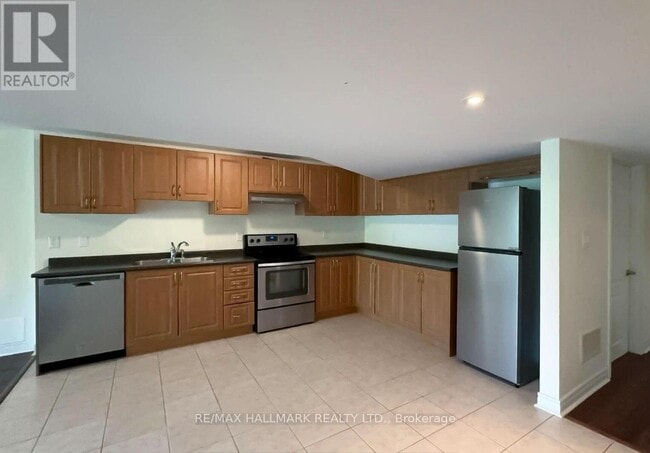 Photo du bâtiment - 237 Frederick Curran Ln