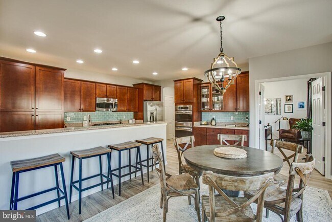 Building Photo - 1117 Innis Dr