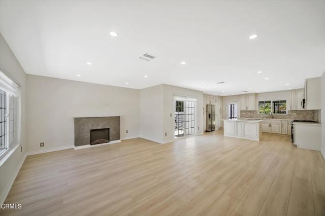 Foto del edificio - 708 Arden Ave