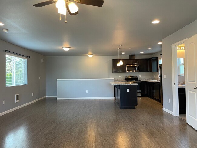 Foto del edificio - 1430-1432 Dekalb St
