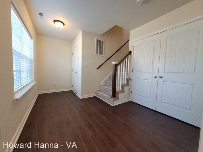 Foto del edificio - 3 br, 3.5 bath House - 400 Norfolk Avenue ...