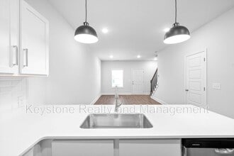 Interior Photo - 750 Tracy Lane