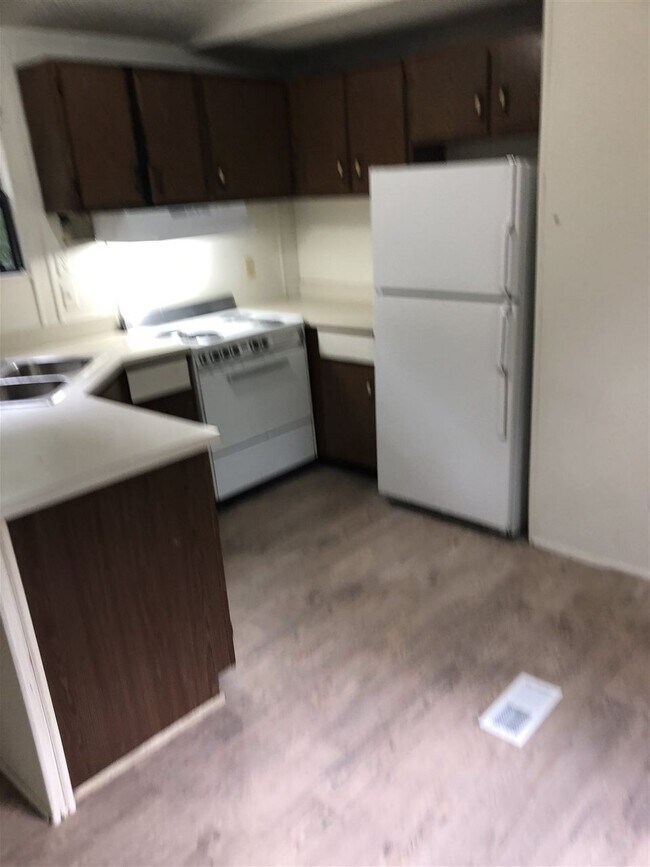 Foto del edificio - 1634 Rankin Ave