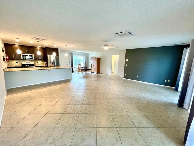 Foto del edificio - 10128 Fairtree Ln