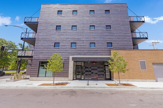 Building Photo - 3604 N Campbell Ave