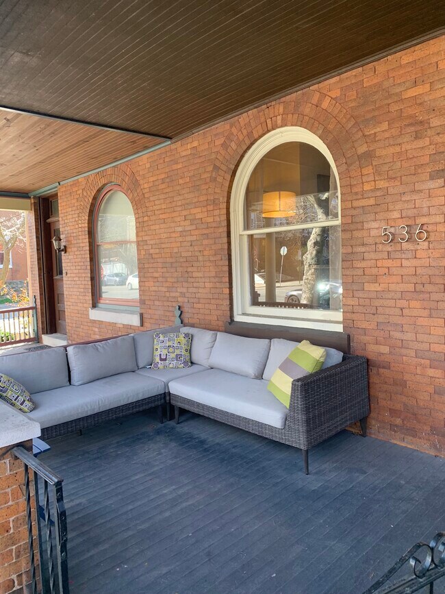 Foto del edificio - 536 S 48th St