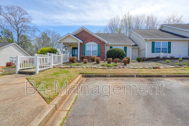 Building Photo - 256 Weston Valley Dr