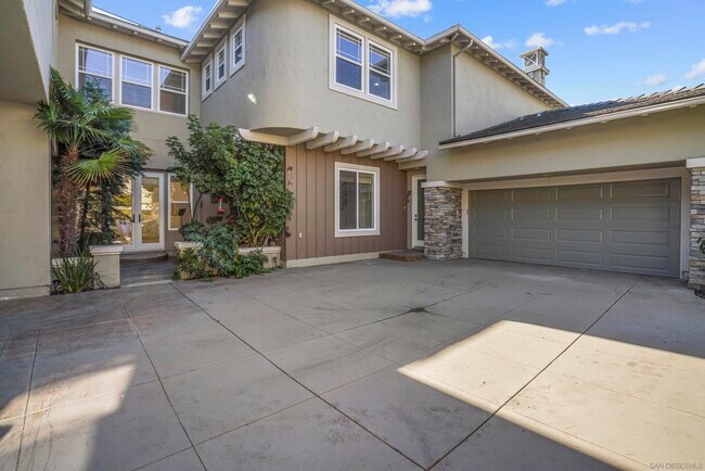 Building Photo - 14082 Collins Ranch Pl