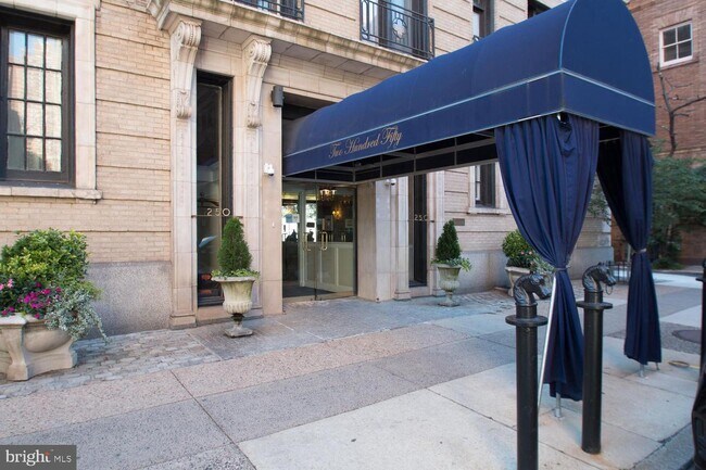 Foto del edificio - 250 S 17th St