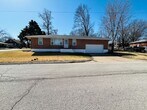 Foto principal - Adorable 3 bedroom 1 bath home!