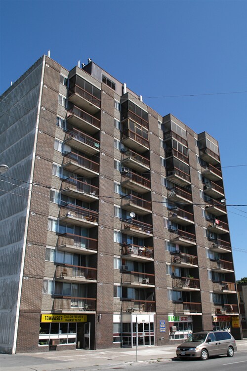 Foto principal - Wellington Towers Apartments