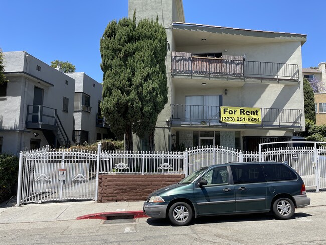 Estudio de Hollywood Hills - 1941 Wilcox Ave