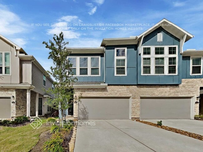 Building Photo - 4019 Champlain Wy