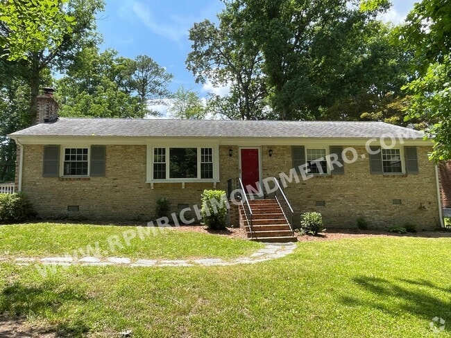 Building Photo - 3600 Ghent Dr