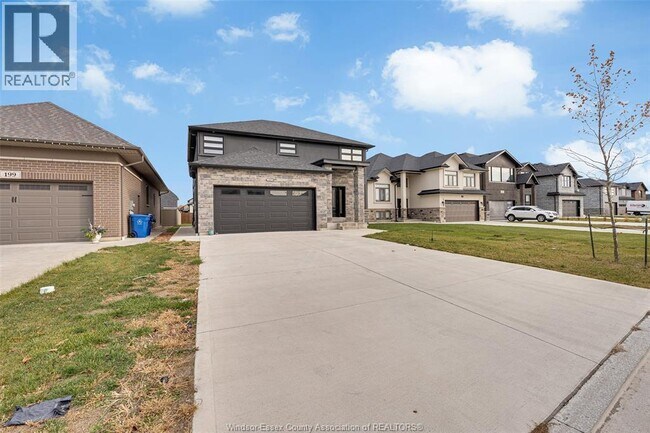 Photo du bâtiment - 197 Spring St