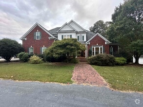 Building Photo - 691 Bear Creek Rd