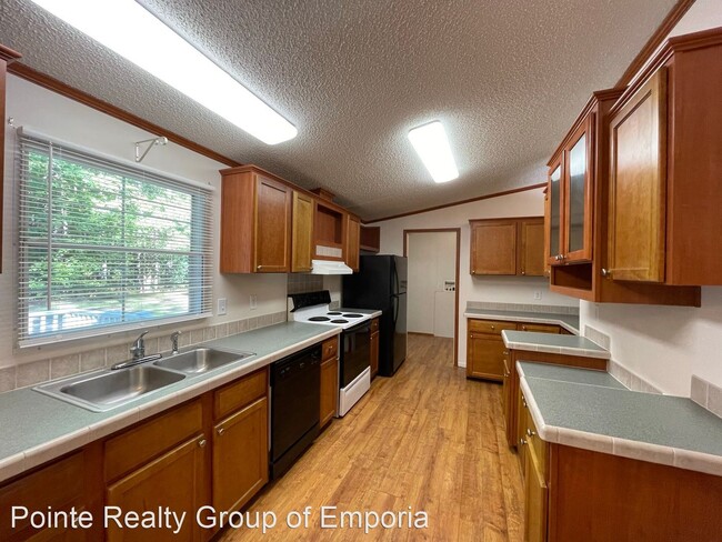 Building Photo - 3 br, 2 bath House - 202 Mallard Dr.