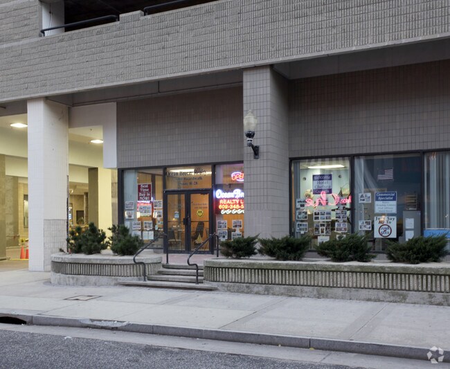 Ocean Club Condos Apartments Atlantic City, NJ