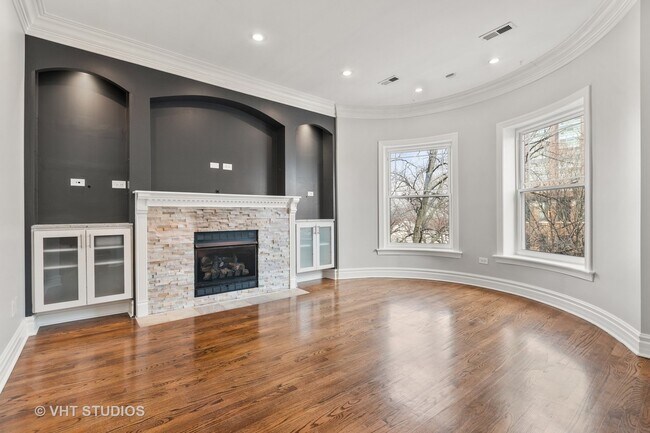 Foto del edificio - 4632 N Kenmore Ave