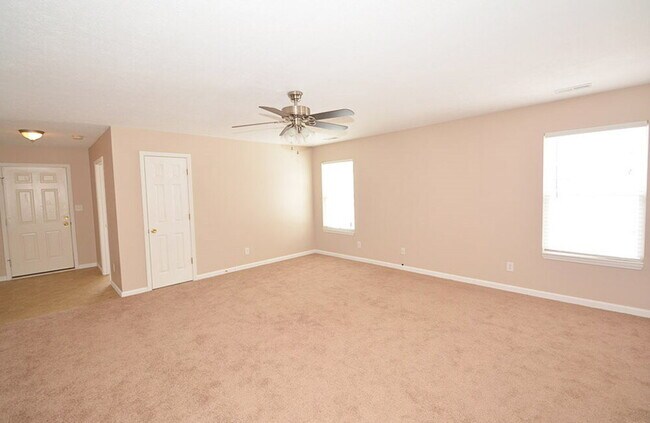 Building Photo - 1334 Fall Ridge Dr