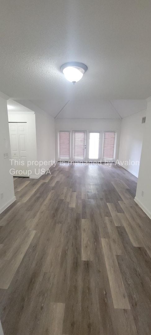 Building Photo - 3875 Mission Dr