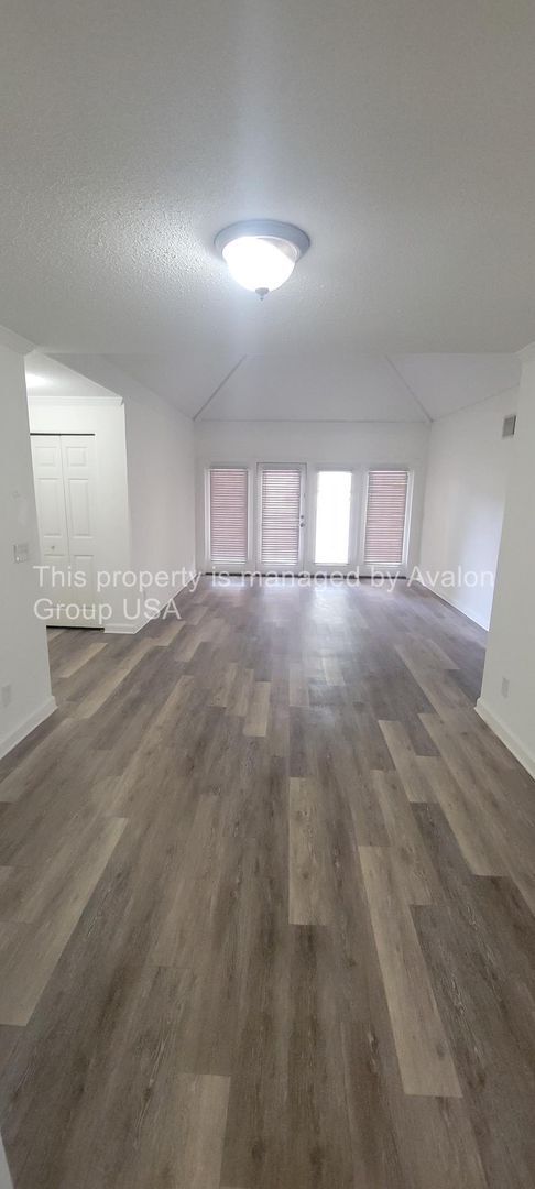 Photo - 3875 Mission Dr House