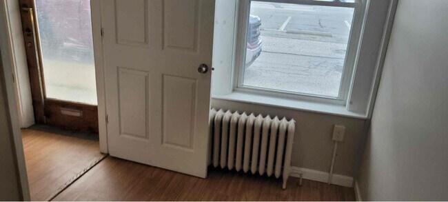 Foto del edificio - 7 School St