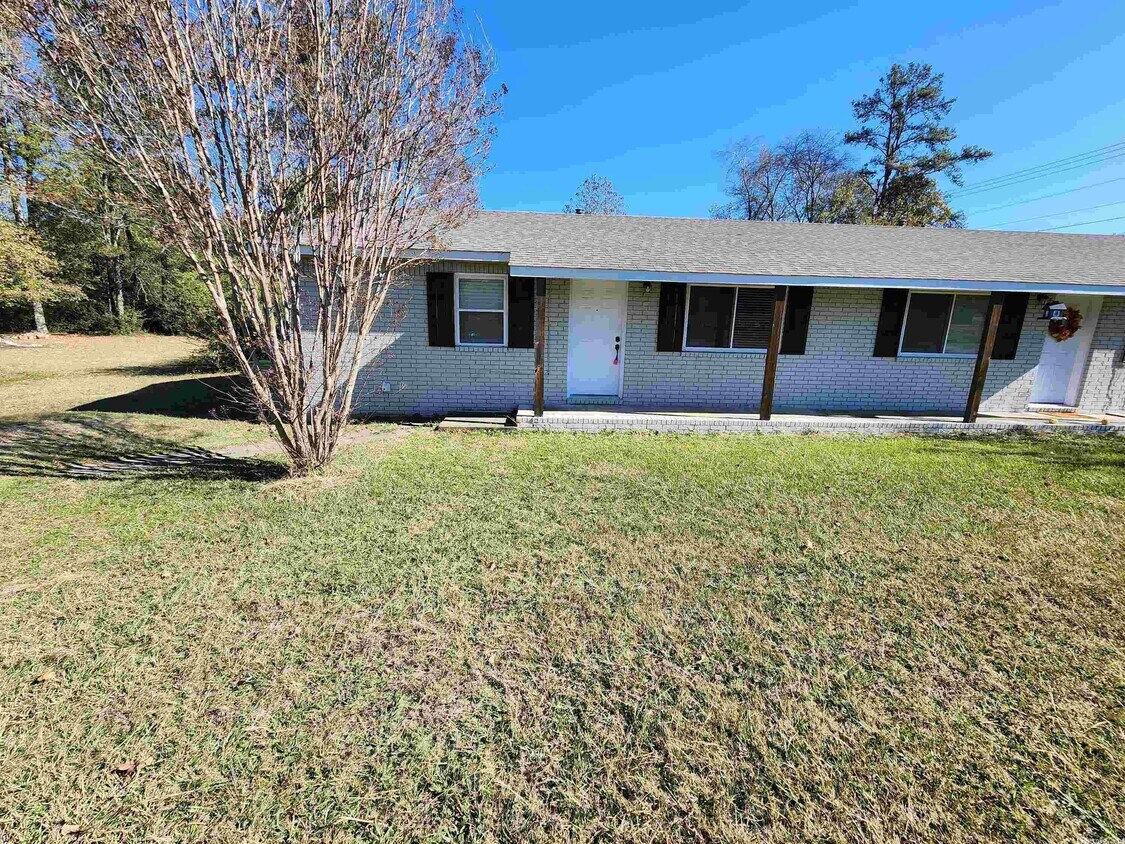 Primary Photo - 7110 Terry Lynn Dr