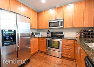 Building Photo - 1 br, 1 bath Condo - 2100 16th St Unit 206