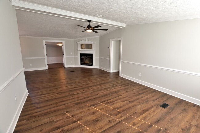 Building Photo - 1392 E Old Spring Hope Rd