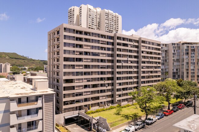 Building Photo - 1251 Heulu St