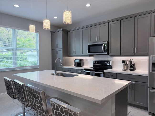 Foto del edificio - 556 Parsons Wy