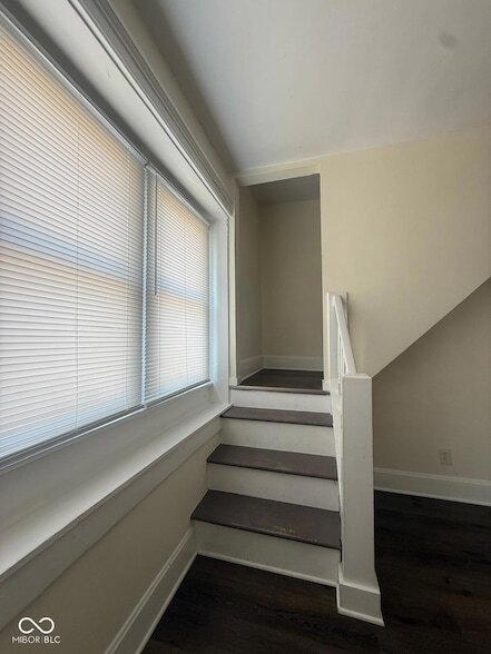 Photo - 275 Parkview Avenue Unit House
