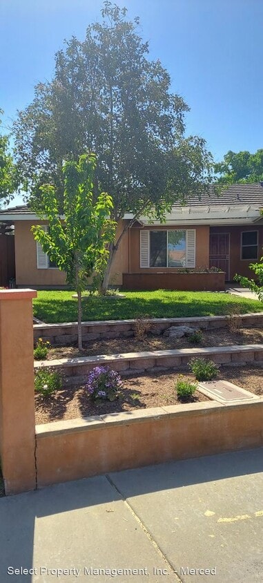 Primary Photo - 3 br, 2 bath House - 2772 Village Ct-Tenan...