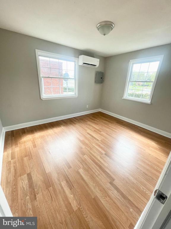 Foto del edificio - 8528 Chestnut Oak Rd
