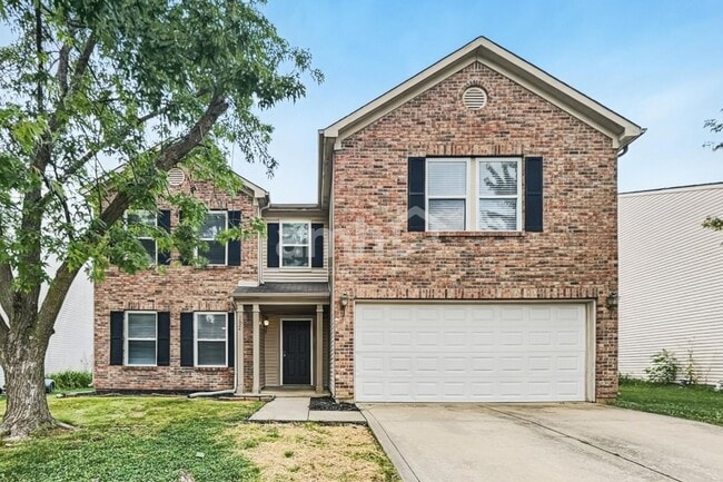 Building Photo - 2324 Shadowbrook Dr