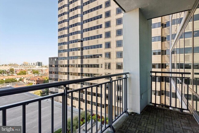 Foto del edificio - 2101 Market St
