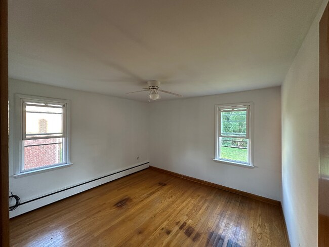 Foto del edificio - 4227 E Allen St