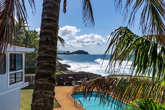 Building Photo - Oceanfront Luxury Dream Estate w/ Dual Kit...