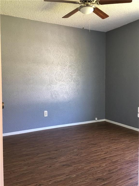 Foto del edificio - 5105 Pepper Ln