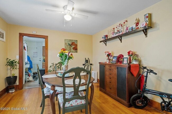 Building Photo - 301 S Main St